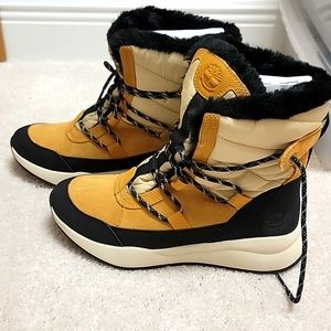 Timberland Faux Fur boots